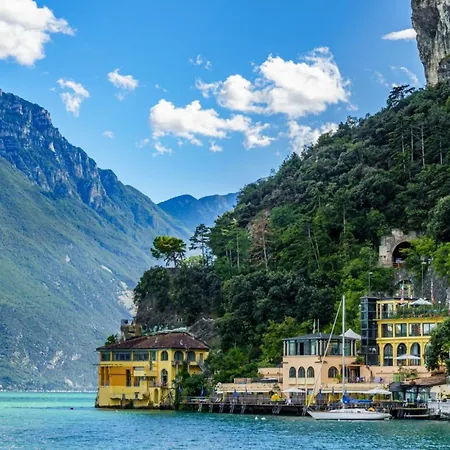 Apartment Graziella House Brenzone sul Garda